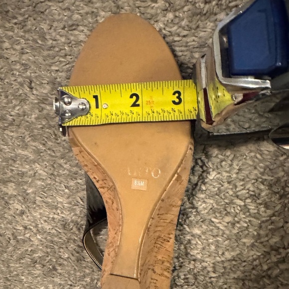 Franco Sarto patent leather wedge heel sandals - size 8.5 - Picture 15 of 16